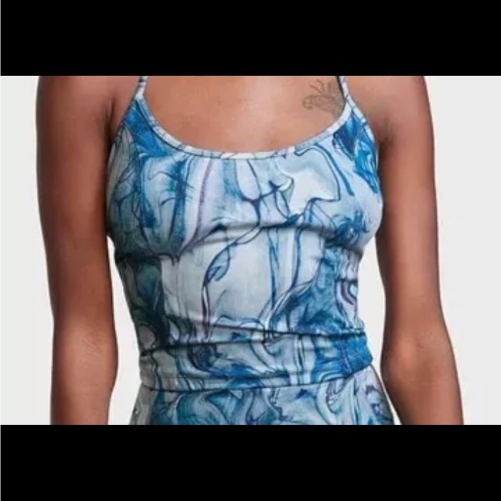 Victoria’s Secret On Point Essential Tank Top Racerback T Back Blue